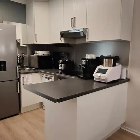 Apartment Paris Expo Suite: 4-star With & Parking Near Porte De Versailles