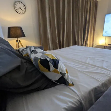 Apartment Paris Expo Suite: 4-star With & Parking Near Porte De Versailles